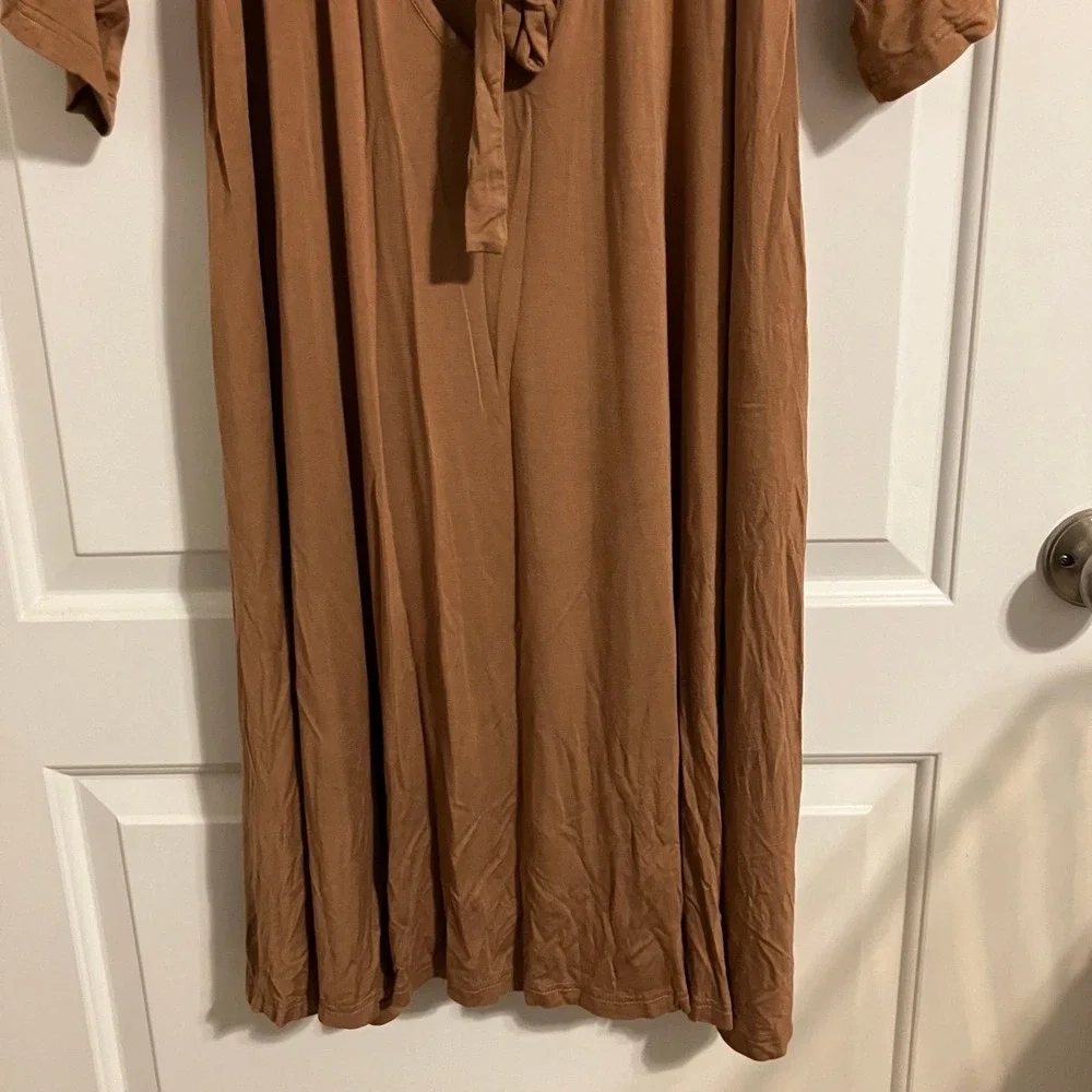 Lila Labor & Postpartum Gown Caramel Women's Full Figure (Fits Sz 16-22)